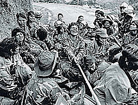 La segunda ola en Nicaragua: Las compañeras de la revolución, La revolución sandinista: Todos unidos contra el dictador