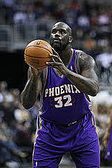 Started playing in Phoenix Suns.
