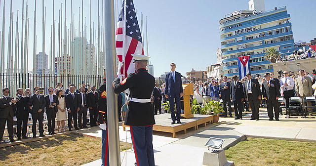Los Estados Unidos y Cuba Abren Sus Embajadas