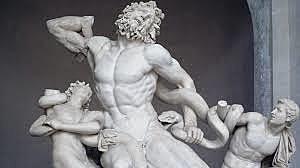 CARACTERÍSTIQUES ESCULTURA HEL·LENÍSTICA