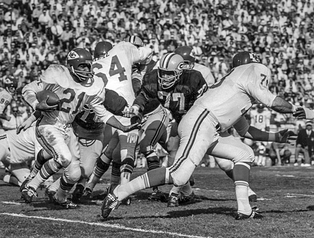 Packers win first Super Bowl against the Chiefs 31-10 in LA