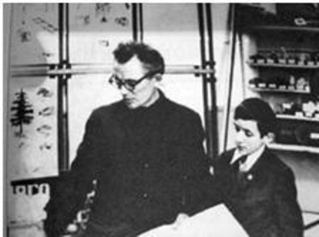 в Доме пионеров Василий Федорович открыл Музей народного образования Усолья