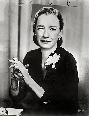 Grace Hopper es nombrada la primer hacker.