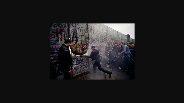 Fall Of the Berlin Wall