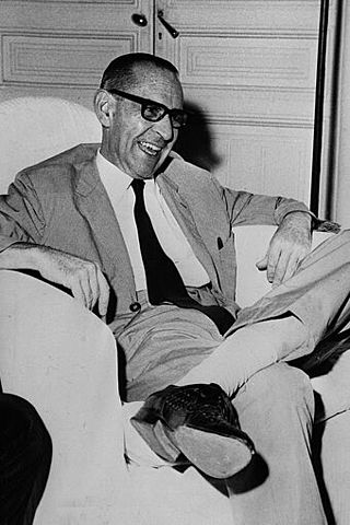 El 7 d’agost de 1950 va morir la seva mare.