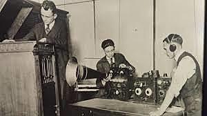 First radio broadcast in Pittsburgh, Pennsylvania