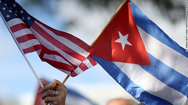 Cuba y USA reestablecen relaciones.