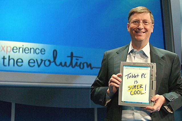 Se presenta la primera tablet.