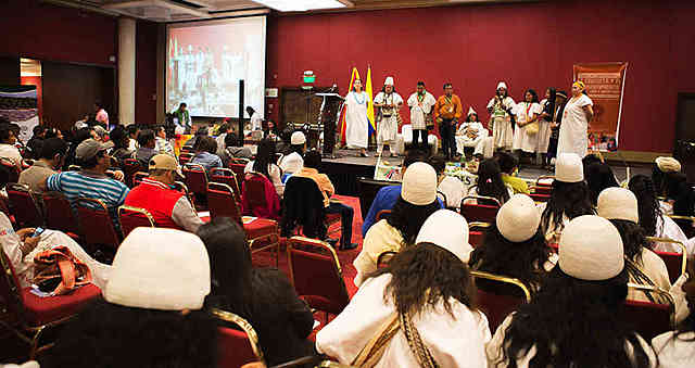 Decreto 1320 de 1998, Por el cual se reglamenta la consulta previa con las comunidades indígenas y negras para la explotación de los recursos naturales dentro de su territorio.