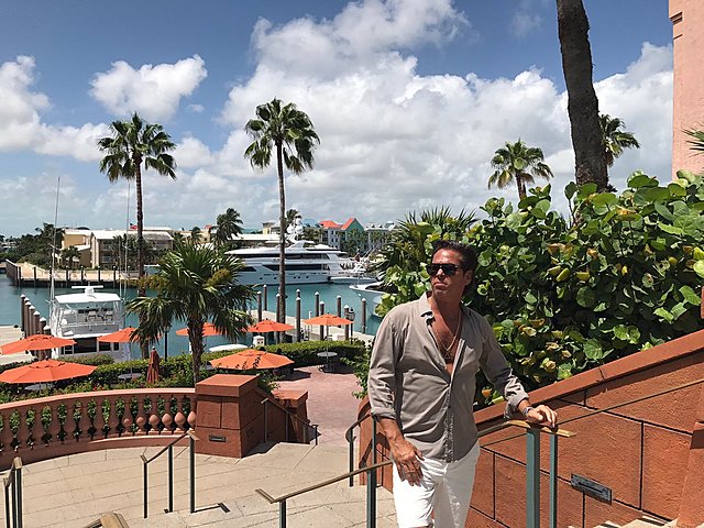 EMPRESARIOS HOTELEROS MAS IMPORTANTES