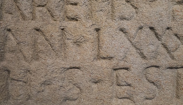 Primeros Símbolos de Escritura 5000 A.C.