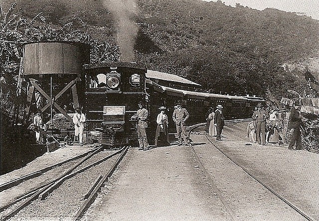 Primera línea ferroviaria entre el puerto de Tucacas y las Minas de Aroa