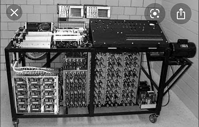 Primer ordenador digital electrónico