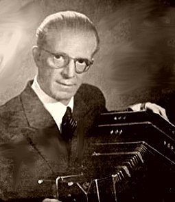 Gustavo Adolfo "Payo" Solá