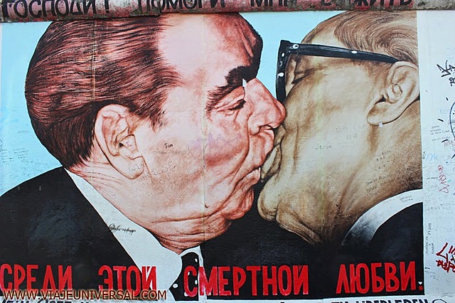 Mur de Berlín, Petó