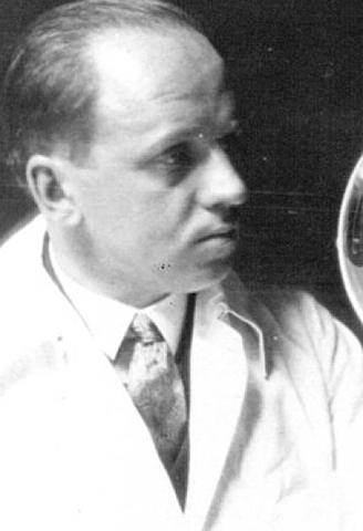 The fluorescent lamp