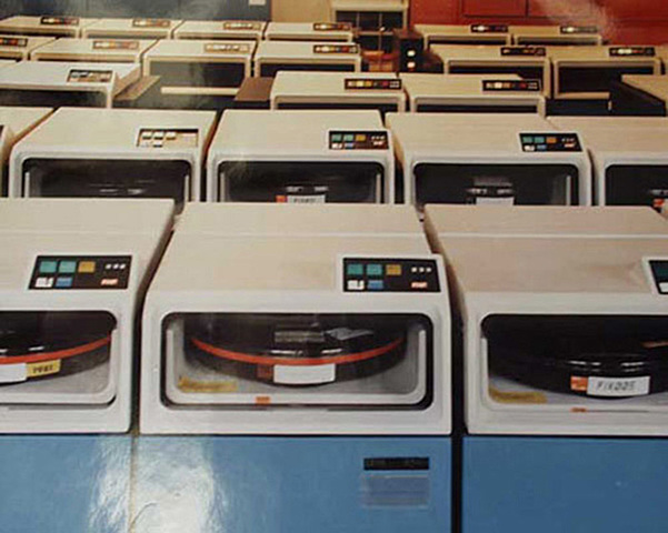 IBM 3330 - 1970