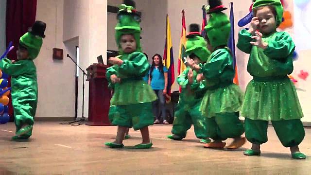 baile en la escuela ''Sapito''