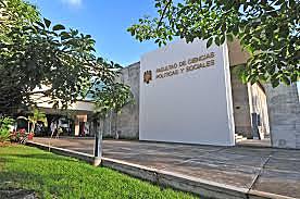 Entré a la facultad.