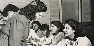 Sanción de la ley de voto femenino