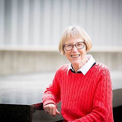 Timeline: Nancy Cartwright (philosopher) January 24, 1944 (age 76 years)