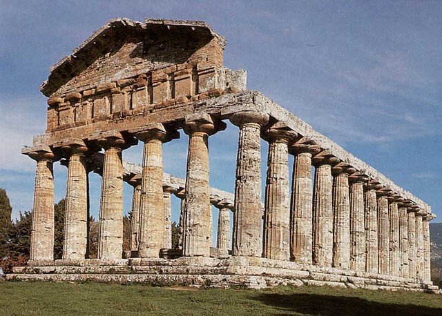 Templo a Atenea en Paestum (Grecia)