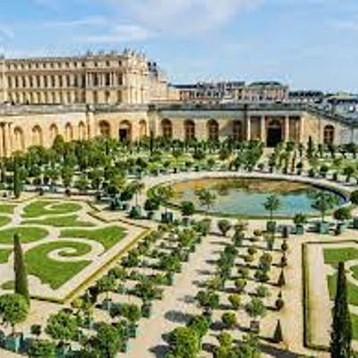 Timeline: Cambios del Palacio de Versalles durante el siglo XVII