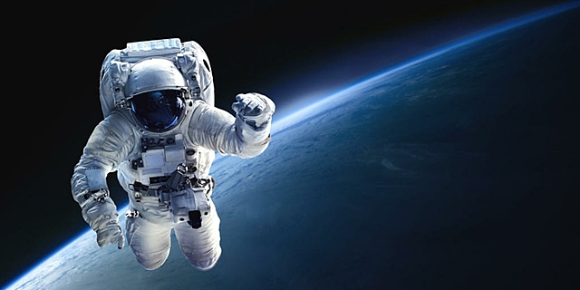 El Primer Hombre en el Espacio (Vostok 1)