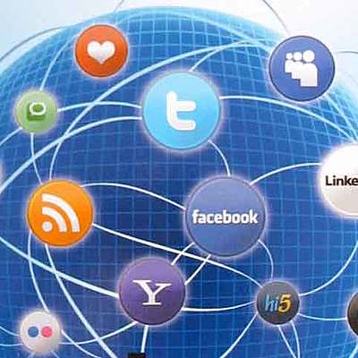 Timeline: Historia de las Redes Sociales - Cony Peralta Duran, a347063