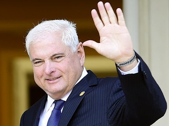 Ricardo Martinelli asume el poder en Panamá