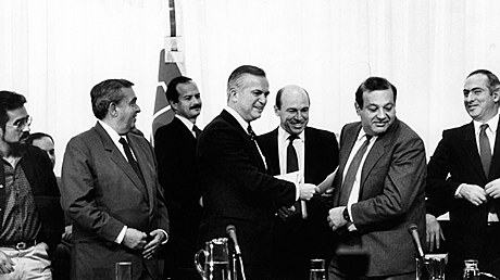 1992, PRIVATIZACIÓN DE LA BANCA COMERCIAL.