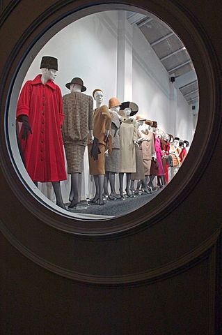 Apre il suo museo "Past-Present_Future", a francia