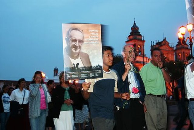 ASESINATO DEL ACTIVISTA DE DERECHOS HUMANOS