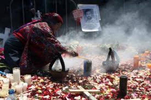 LAS FERZAS DE SEGURIDAD Y LAS ALTAS AUTORIDADES MILITARES SON RESPONSABLES DE LAS ATROCIDADES  DURANTE LA GERRA CIVIL