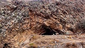 HOMBRE DE GUITARRERO