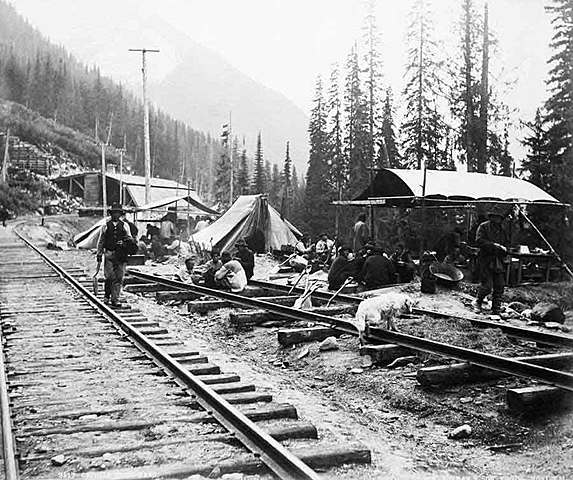 The 50,000 railway workers who lost their jobs in 1915