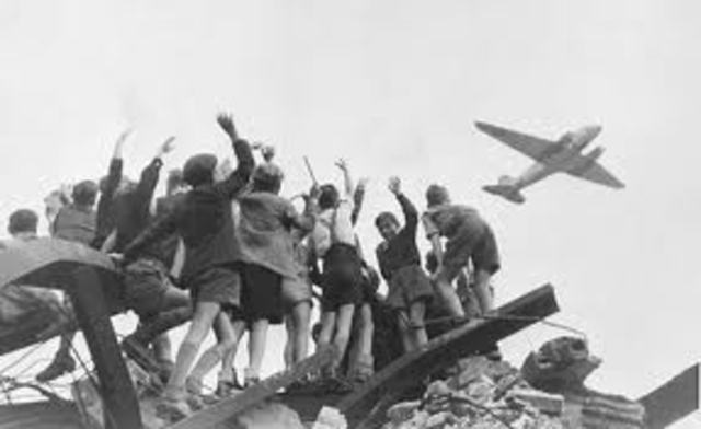 Berlin Airlift (beginning)