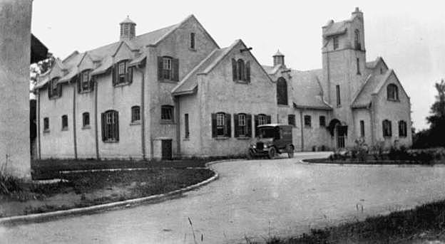 Connaught Laboratories was Built