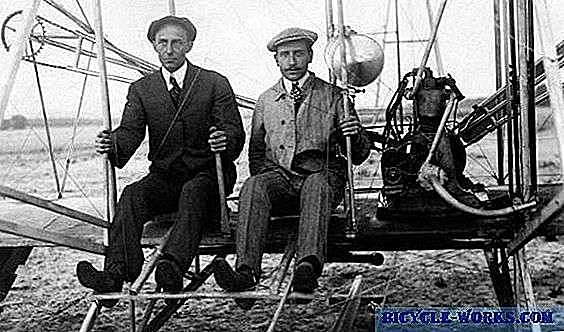 Los hermanos Wilmur y Orville Wright