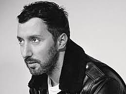 ultimo direttore Anthony Vaccarello