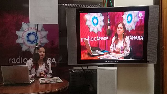 Primera trasmisión simultánea