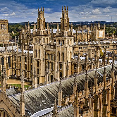 Timeline: HISTORIA DE LAS UNIVERSIDADES