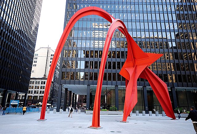Prof - Intérieur / extérieur / Alexander Calder&nbsp;: "Flamingo" (Stable en acier, peint en rouge, 16 × 15,09 × 0,02 m, Federal Plaza à Chicago, USA)