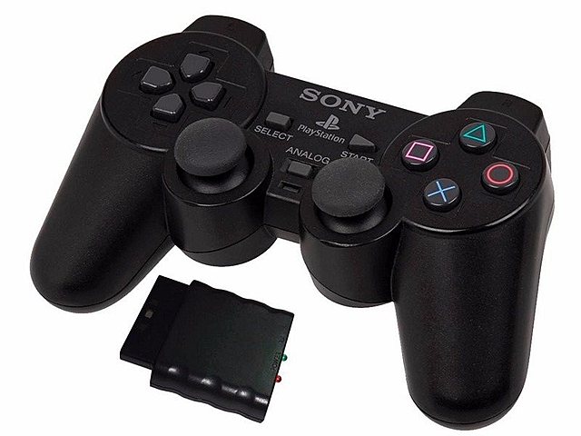 DualShock 2 (Joystick)