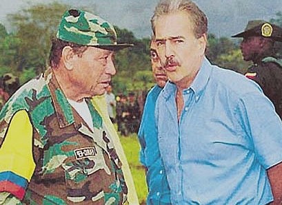 Proceso de paz del Caguán. (ambos bandos se arman y continuan la guerra)