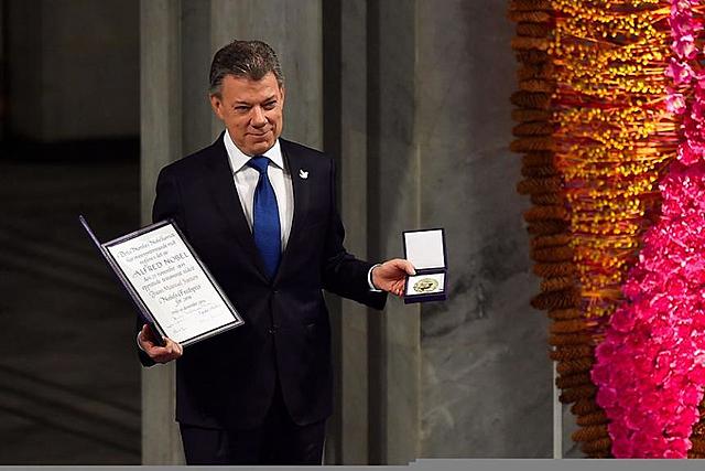 Santos gana el Premio Nobel