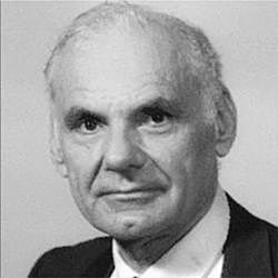 Primera red de área amplia en el mundo por Lawrence G. Roberts.