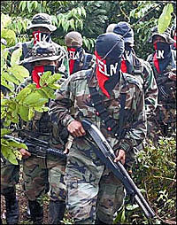 Se funda el grupo guerrillero ELN