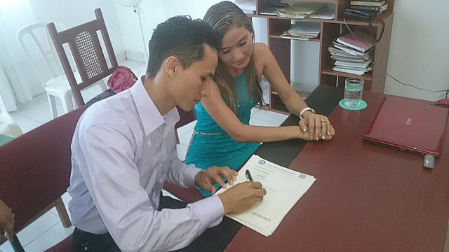 DECIDO EMPRENDER UNA CARRERA