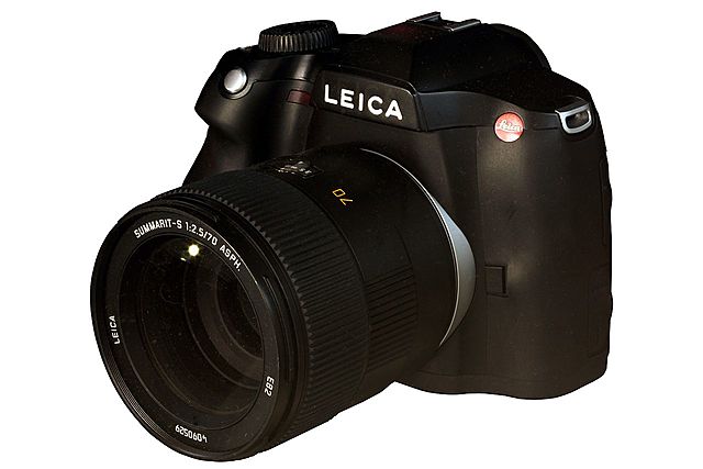 LEICA S